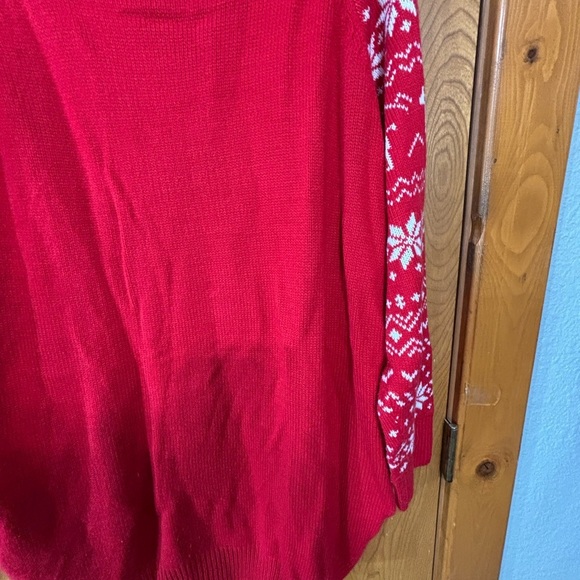 Festive Red Llama Turtleneck Sweater - Picture 4 of 10